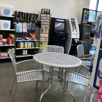7-Eleven - Sitting area, in case you want to grab a snack and relax!. - Convenience Stores Near Me - Suffolk, Virginia