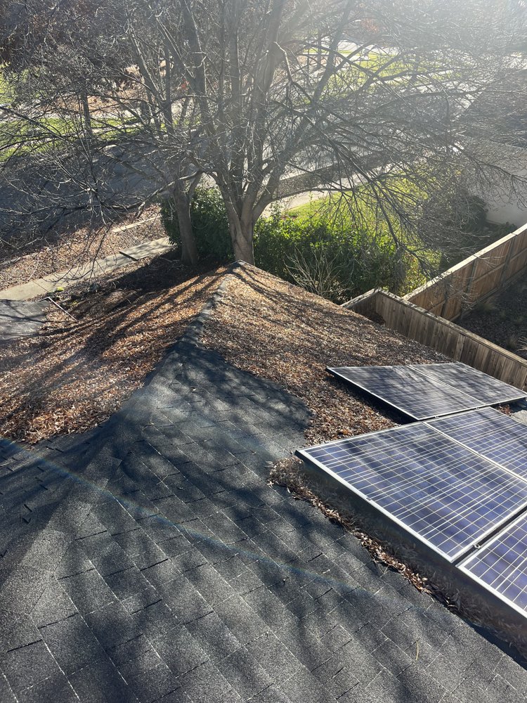 Slide of Butte Gutter Cleaning