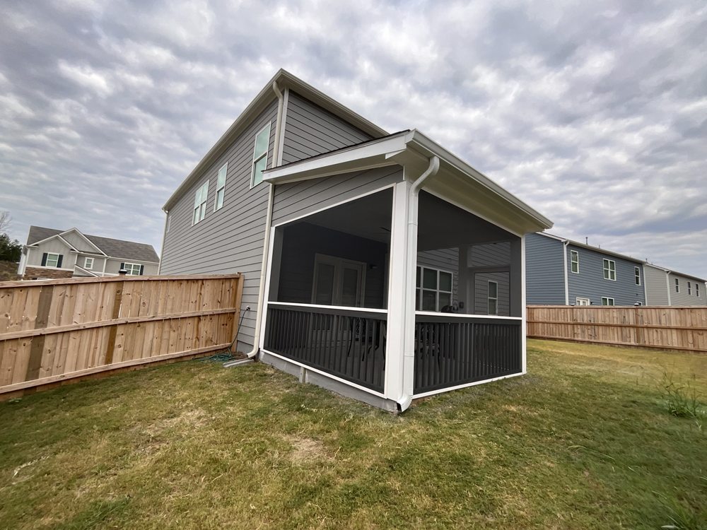 Slide of Lynn's Home Improvement