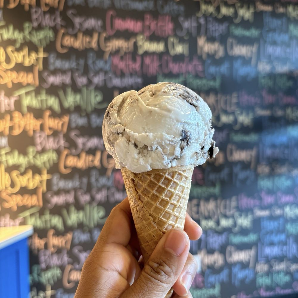 Humphry Slocombe Pruneyard - Milk and cookies. Vegan! - Ice Cream & Frozen Yogurt Near Me - Campbell, California