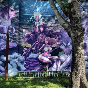 Moon Tower - Mural Outside - Dive Bars Near Me - Houston, Texas Moon Tower - Mural Outside - Dive Bars Near Me - Houston, Texas