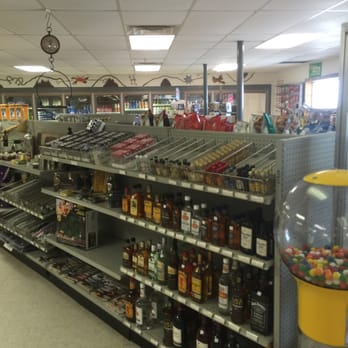 Star Point Trading Post - Libations to go - Grocery Near Me - Imlay, Nevada