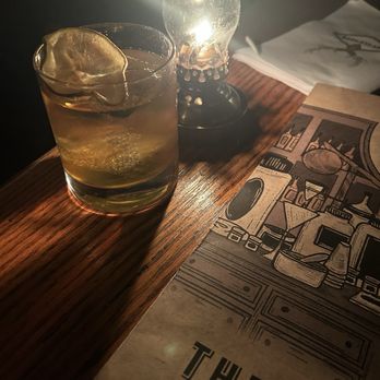 The Elk Room - Dark Horse cocktail - Speakeasies Near Me - Baltimore, Maryland