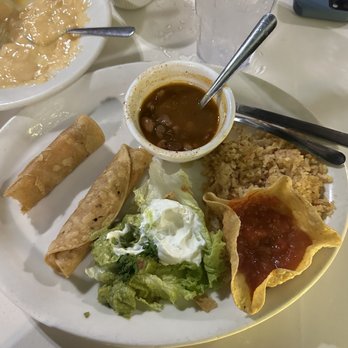 Los Vaqueros Restaurant - Flauta Dinner - Mexican Near Me - Fort Worth, Texas Los Vaqueros Restaurant - Flauta Dinner - Mexican Near Me - Fort Worth, Texas