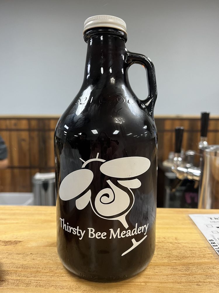 Thirsty Bee Meadery Logo