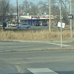 Pina Wine & Spirits