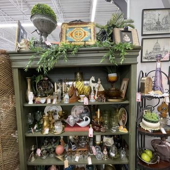 America's Antique Mall - Antiques Near Me - Phoenix, Arizona America's Antique Mall - Antiques Near Me - Phoenix, Arizona
