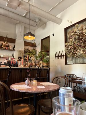 Heavenly Creatures by null