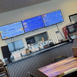 Fish & Chicks - Ordering Counter