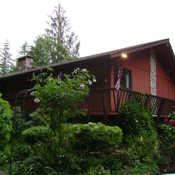 Misty Valley Inn B & B - Hotels Near Me - Forks, Washington