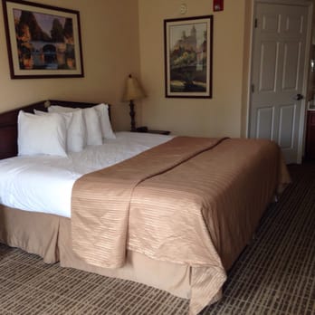 Quality Inn Trussville I-59 Exit 141 - Comfy bed too as a nap was the priority as soon as we walked in. - Hotels Near Me - Trussville, Alabama Quality Inn Trussville I-59 Exit 141 - Comfy bed too as a nap was the priority as soon as we walked in. - Hotels Near Me - Trussville, Alabama