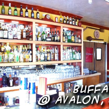 Buffalo Nickel - Bar Area - Pizza Near Me - Avalon, California