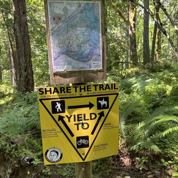 Grand Ridge Park - Signage - Hiking Near Me - Issaquah, Washington