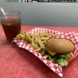 Azle Cafe - Cheeseburger and fries