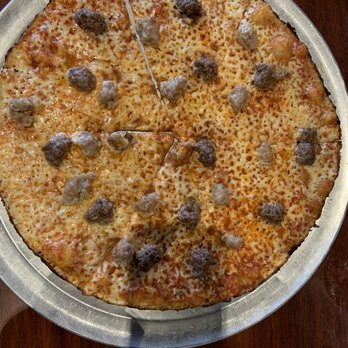 Colony Grill - Meatball and sausage. Sausage had a lot of flavor - Pizza Near Me - Arlington, Virginia