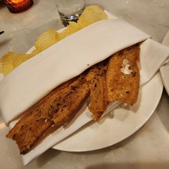 Wally's - New American Near Me - Beverly Hills, California