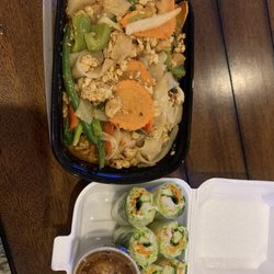Pepper Terrace Thai Cuisine - Drunken noodles and shrimp soft rolls