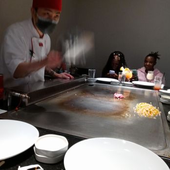 Benihana - Sushi Bars Near Me - Chicago, Illinois