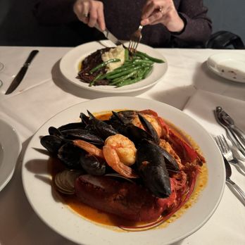 Bistro 44 - Cioppino - New American Near Me - Northport, New York