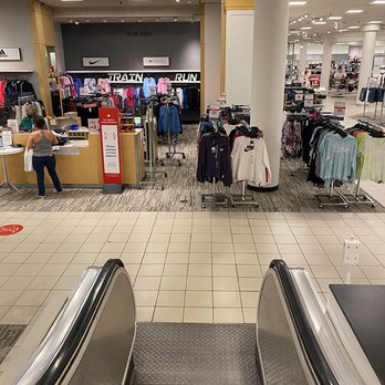 Macy's - Department Stores Near Me - Schaumburg, Illinois