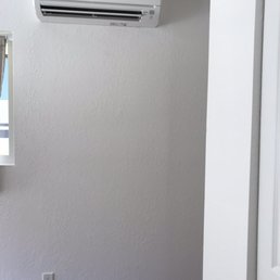 12,000 BTU bedroom unit 12,000 BTU bedroom unit