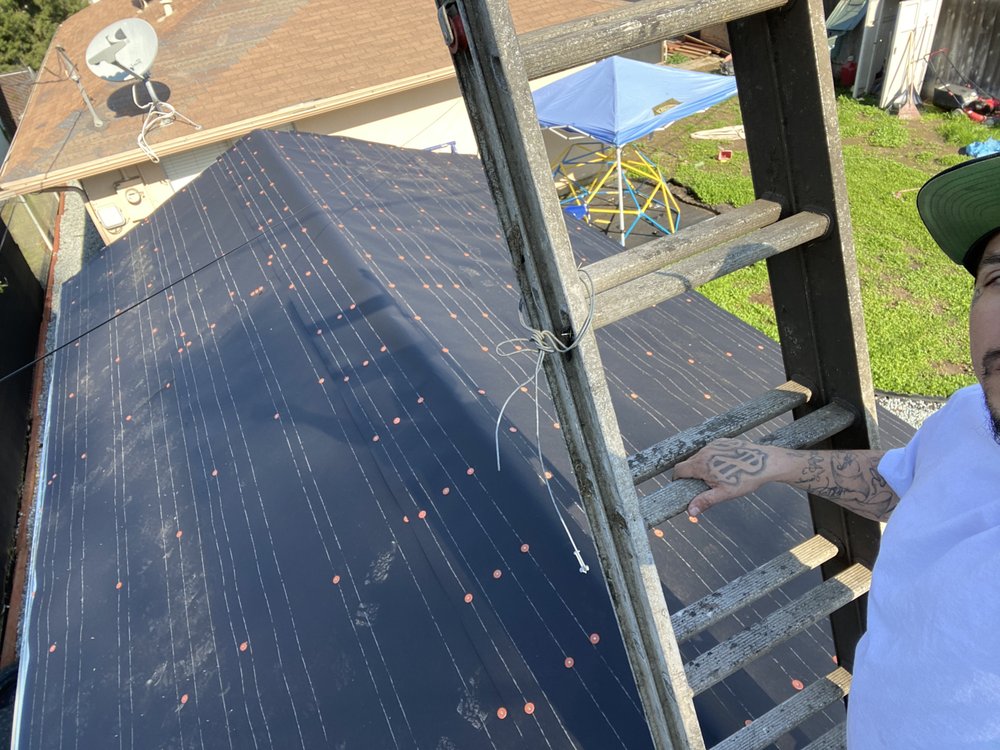 Slide of Duckys Foot Work