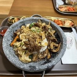 Yoo’s Place - Mushroom bulgogi bimbimbap!!!