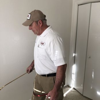 Why U Buggin’ Pest & Termite Control - Hank doing a pest control treatment in a clean out apartment - Pest Control Near Me - Tallahassee , Florida Why U Buggin’ Pest & Termite Control - Hank doing a pest control treatment in a clean out apartment - Pest Control Near Me - Tallahassee , Florida