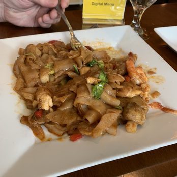 Rice Factory - Drunken noodle - Thai Near Me - Milltown, New Jersey