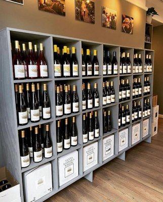 Santa Barbara Winery by null