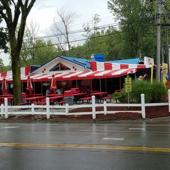 Sara's - Sara n dippity - Burgers Near Me - Erie, Pennsylvania Sara's - Sara n dippity - Burgers Near Me - Erie, Pennsylvania