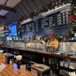 Dockside Brewery - Sitting at the bar
