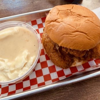 BirdHouse - Spicy chicken sandwich and mashed potatoes. - Chicken Shop Near Me - Page, Arizona