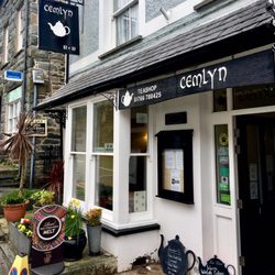 Cemlyn Restaurant - Cemlyn tea room storefront