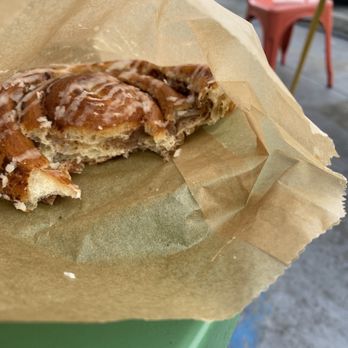 Frogs Organic Bakery - One of thee best cinnamon rolls ever! - Bakeries Near Me - Gardena, California Frogs Organic Bakery - One of thee best cinnamon rolls ever! - Bakeries Near Me - Gardena, California