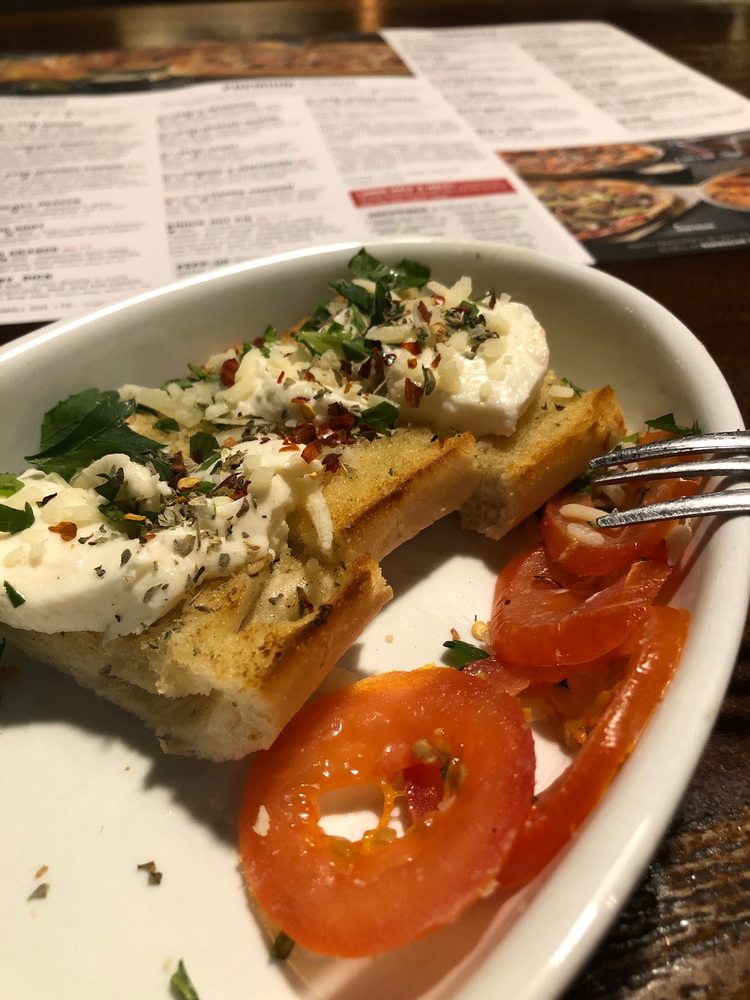 PEPPES PIZZA NYDALEN 13 Photos Nydalsveien 36, Oslo, Norway Pizza