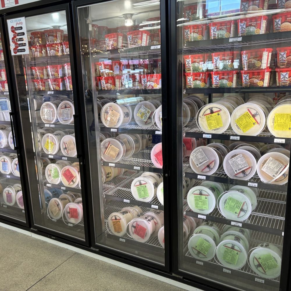 Edaleen Dairy - Blaine - Family size ice creams - Grocery Near Me - Blaine, Washington Edaleen Dairy - Blaine - Family size ice creams - Grocery Near Me - Blaine, Washington