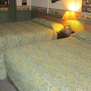 North Coast Inn & Chalets - Hotels Near Me - Washburn, Wisconsin North Coast Inn & Chalets - Hotels Near Me - Washburn, Wisconsin