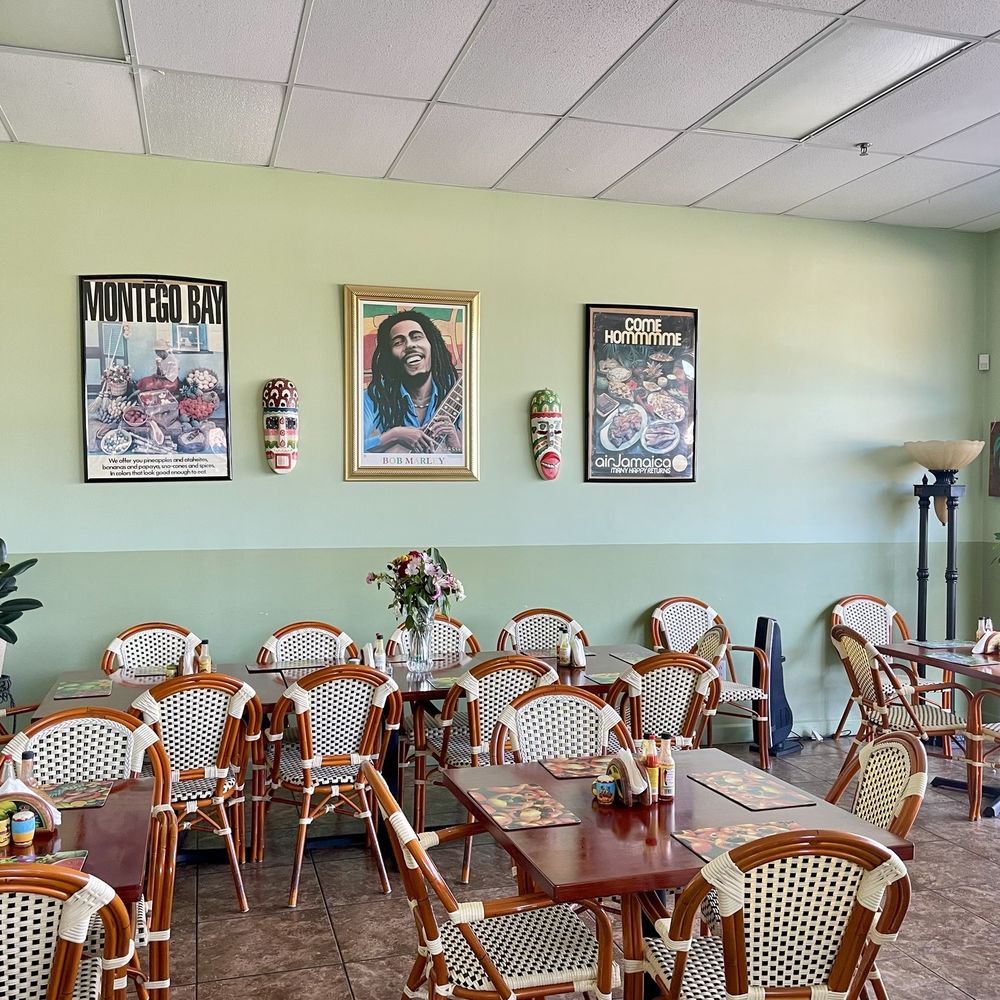 Ionie's Caribbean Kitchen - Caribbean Near Me - Grayson, Georgia Ionie's Caribbean Kitchen - Caribbean Near Me - Grayson, Georgia