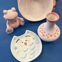 Walk-in paint it yourself pottery