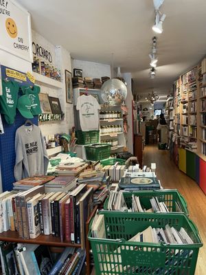 Sweet Pickle Books by null