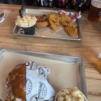 Smoke & Fire Social Eatery - Vegan burger, Mac n' cheese and chicken stripes - Comfort Food Near Me - Paramount, California Smoke & Fire Social Eatery - Vegan burger, Mac n' cheese and chicken stripes - Comfort Food Near Me - Paramount, California