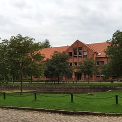 Gemeinde  Ammersbek - Das Rathaus am Gutshof