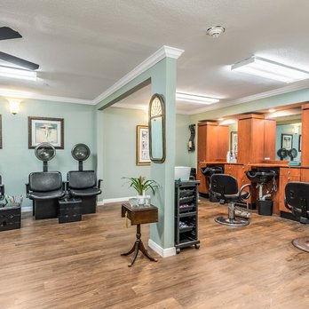 Embark at Willowbrook Park - Beauty Salon - Retirement Homes Near Me - Houston, Texas