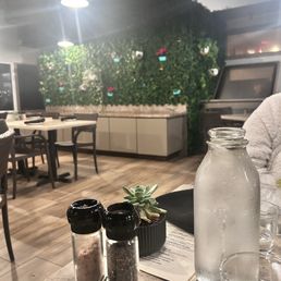 Cozy clean and nice staff Cozy clean and nice staff