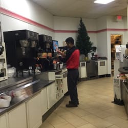 7-Eleven - Making coffee merry xmas