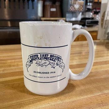 Silver Lake Resort Cafe - Cafes Near Me - June Lake, California