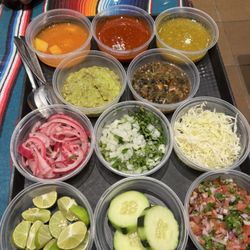Birria y Tacos Los Primos - Sides that come w/ every order