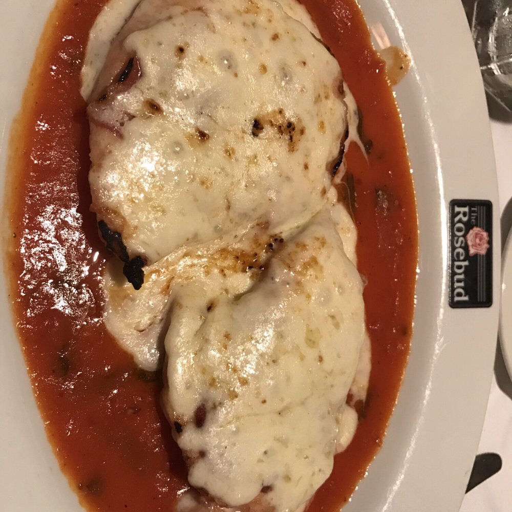 Carmine's - Italian Near Me - Chicago, Illinois