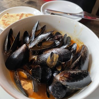 Avoca - Mussels in Thai sauce - Pubs Near Me - New York, New York Avoca - Mussels in Thai sauce - Pubs Near Me - New York, New York